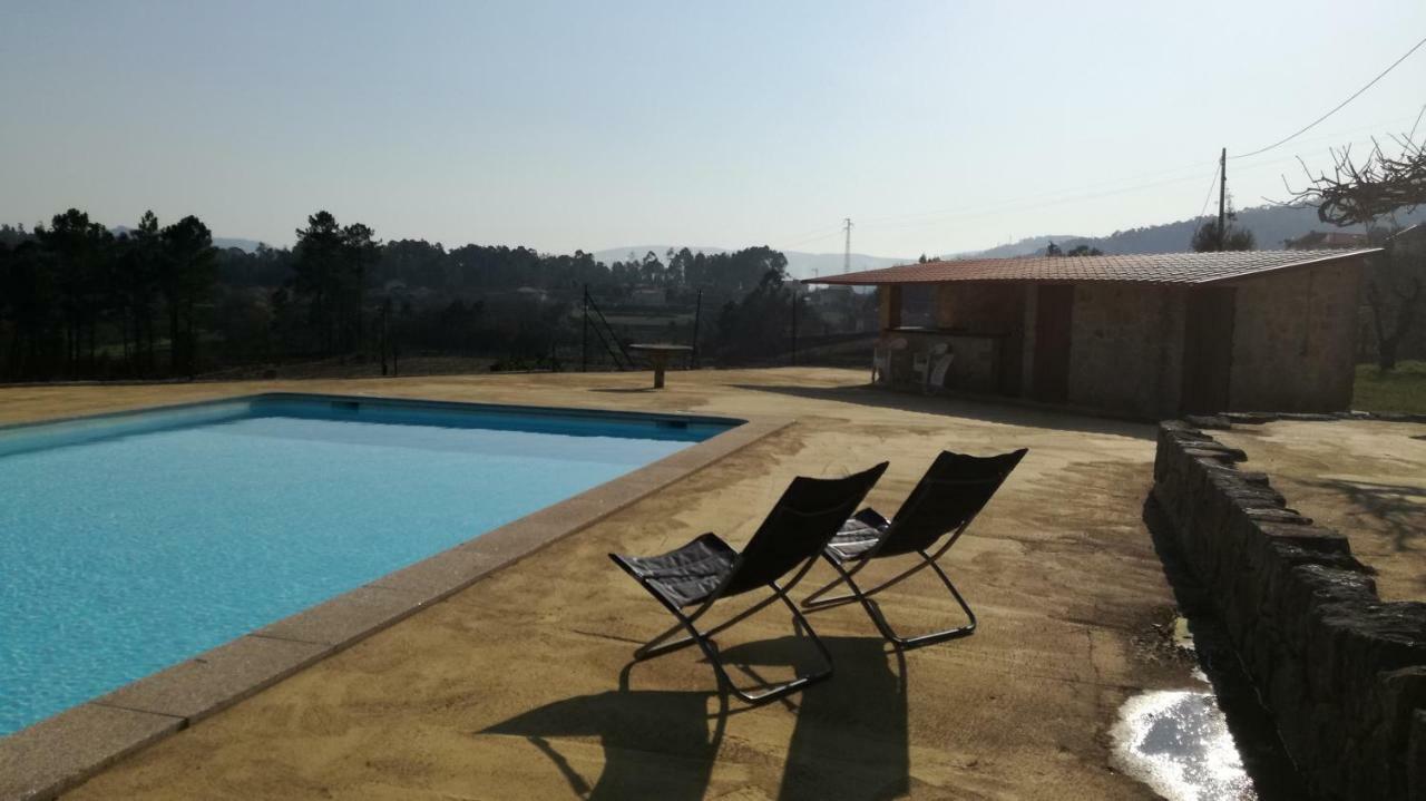 Casa Na Quinta De Valinhas Apartment Vitorino dos Piaes ภายนอก รูปภาพ