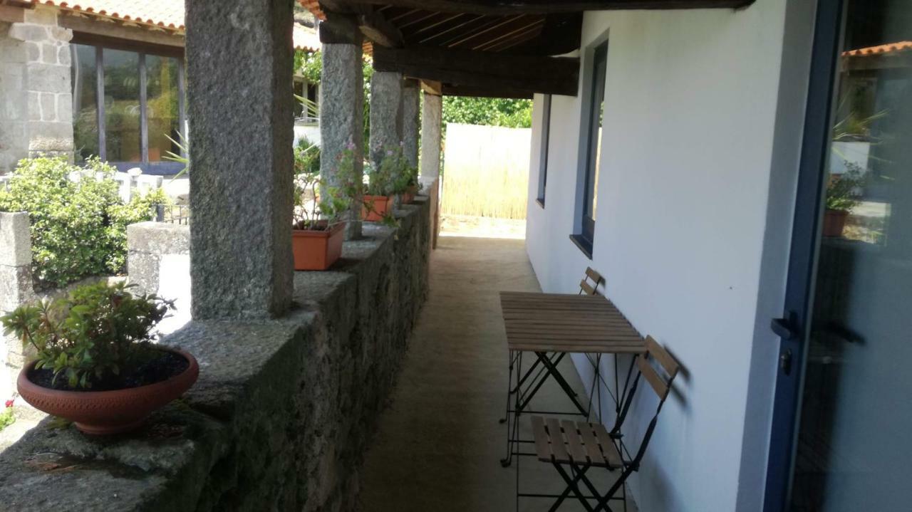 Casa Na Quinta De Valinhas Apartment Vitorino dos Piaes ภายนอก รูปภาพ